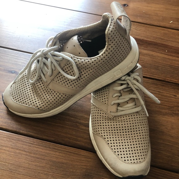 york Shoes York Athletics Shoes Size 7 Tan Poshmark